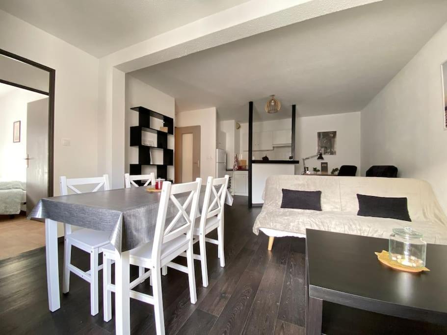 Appartement Grand F3 Tres Lumineux, Proche Gare, Avec Parking Proudhon à Clermont-Ferrand Extérieur photo